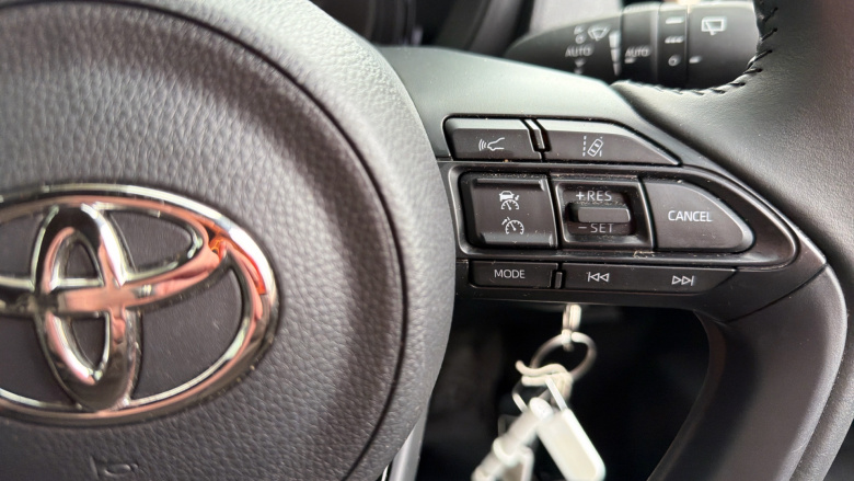 Toyota Aygo X 1.0 VVT-i Edge 5dr Petrol Hatchback